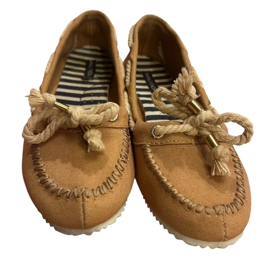Nautica Canvas Slip On Boat Shoes Women's Size 6M Light Brown Rope Accents